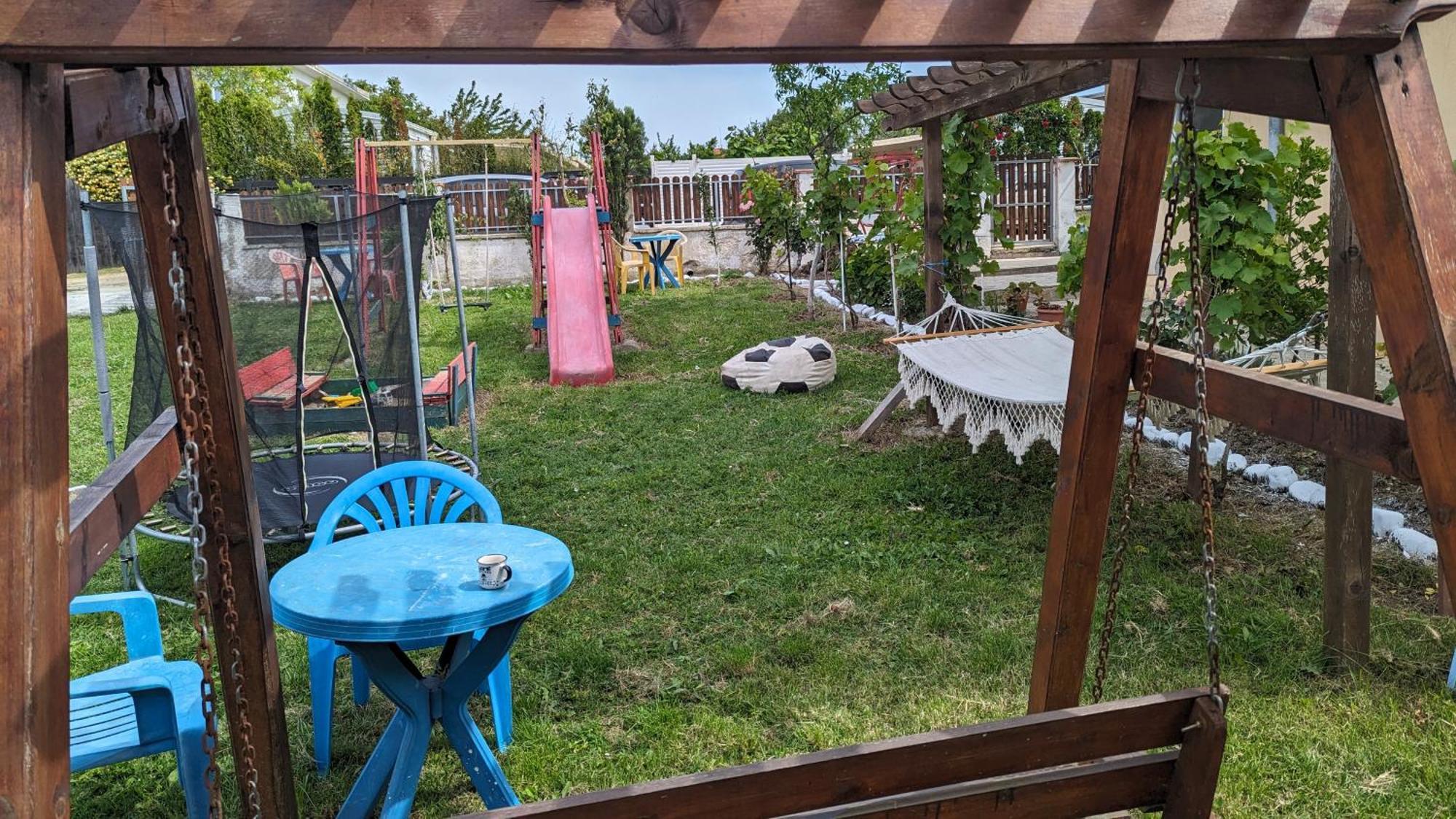Guest House Chalakov ซิเนโมเร็ท ภายนอก รูปภาพ