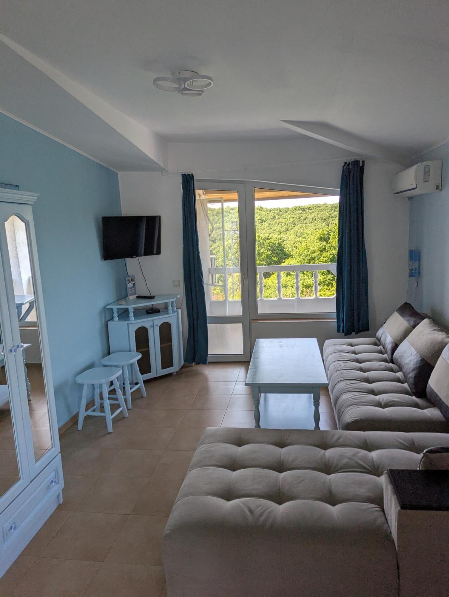 Guest House Chalakov ซิเนโมเร็ท ภายนอก รูปภาพ